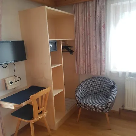 Landhaus Mayr Bed & Breakfast