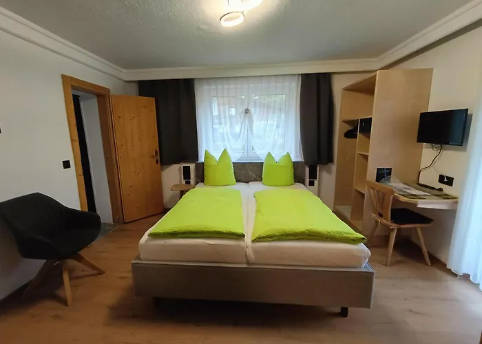 Mayr Bed & Breakfast